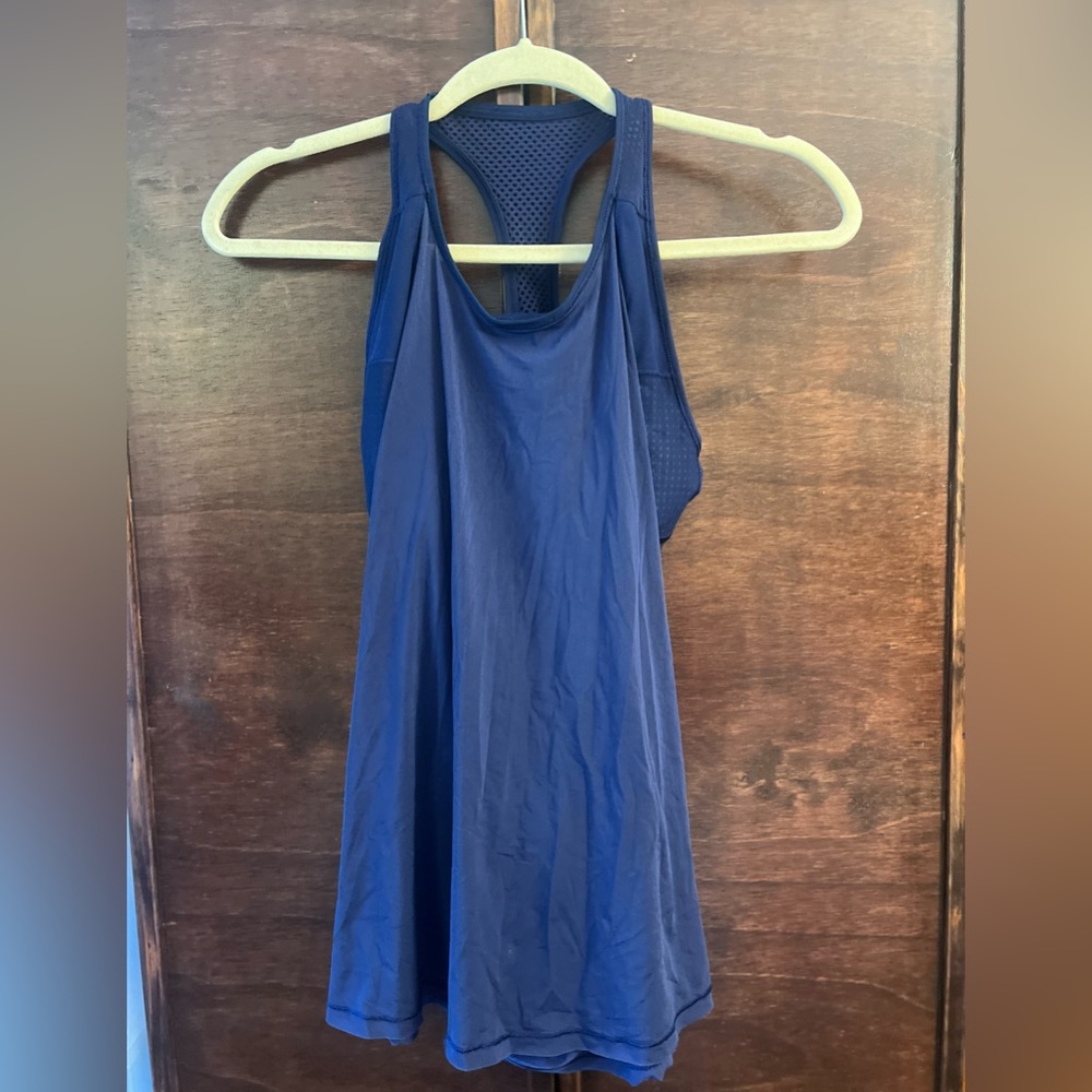 Lululemon tank top with built in sports bra